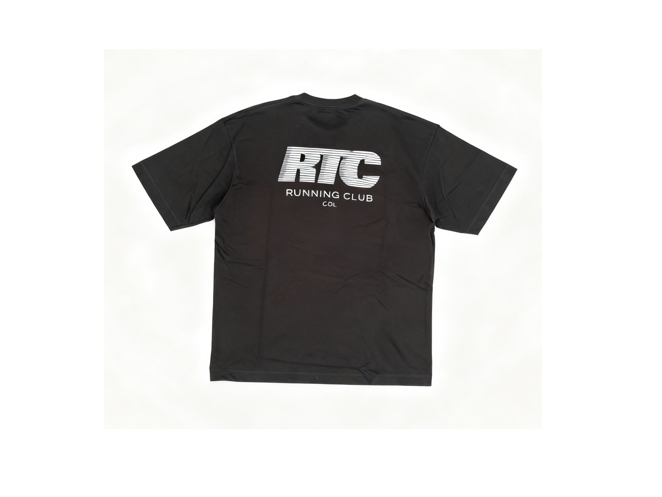 Camiseta clásica negra oversize