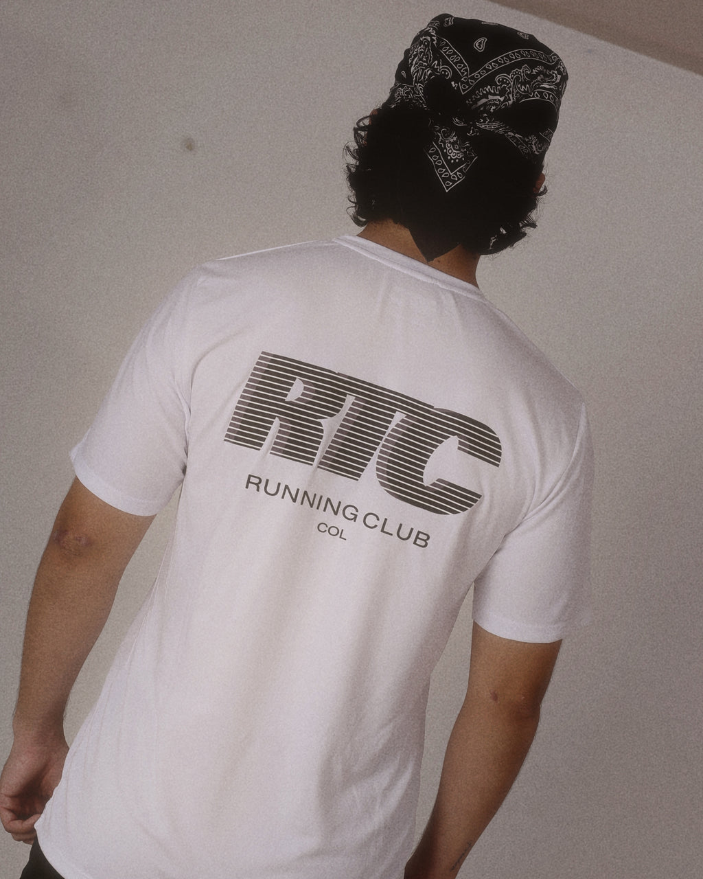 CAMISETA DEPORTIVA BLANCA